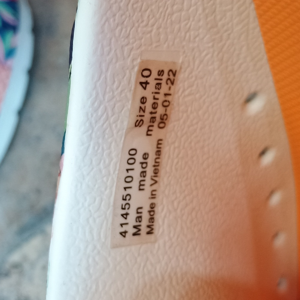 Dansko Kane tropical pineapple molded clogs size 40 (9.5-10) - Picture 9 of 10